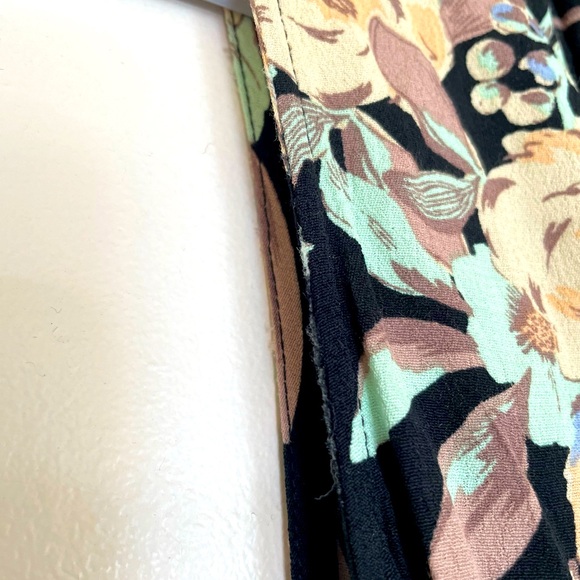 ASTR the label black multi-floral dress, NWT, size S - Picture 12 of 12